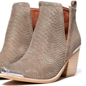 Jeffrey Campbell Cromwell booties